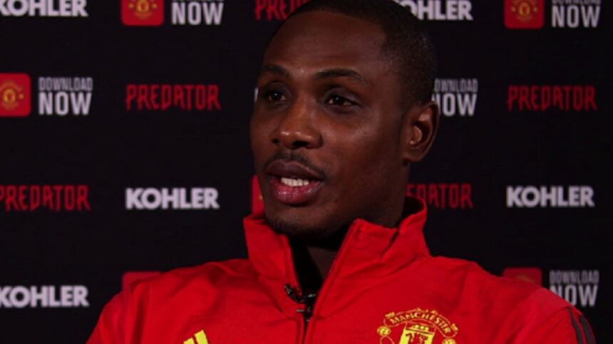 Coronavirus: un jugador del Manchester United está en cuarentena