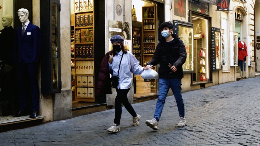 Italia: cierran colegios y universidades por el coronavirus