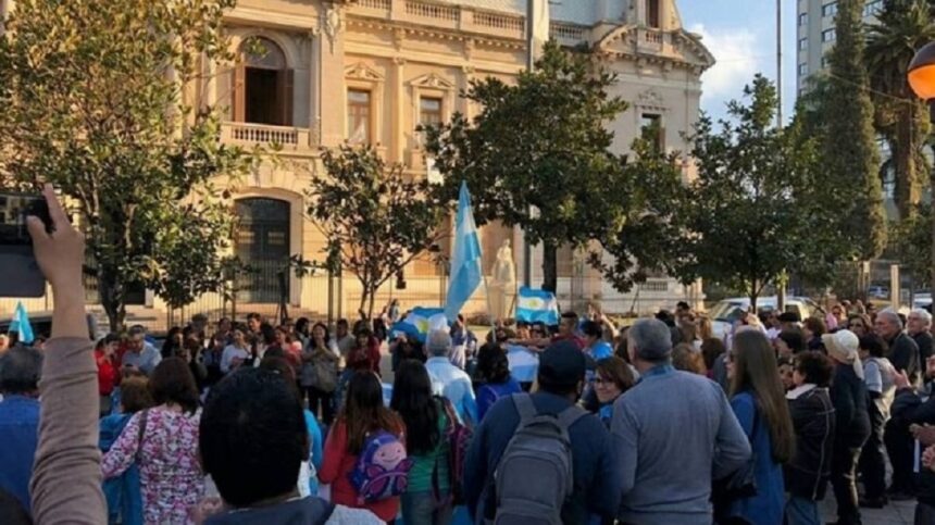 El pueblo de Jujuy llenó la plaza en repudio a la liberación de Milagro Sala