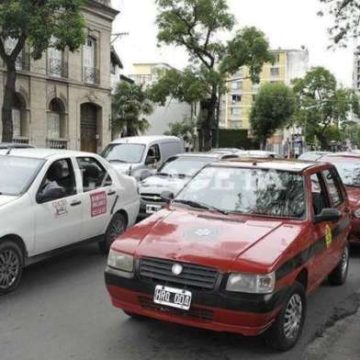 Coronavirus: Taxis y remises normales, transporte público restringido en Salta
