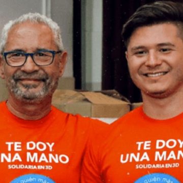 Solidaridad en tiempo de coronavirus: padre e hijo fabrican válvulas para respiradores
