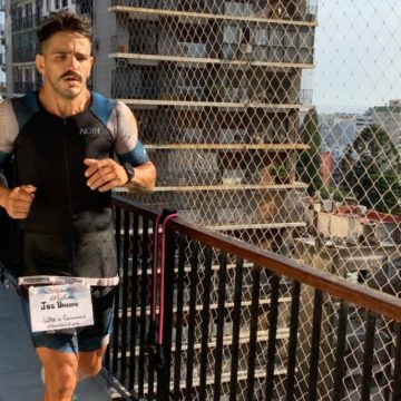 Corrió una maratón en su departamento y «recorrió» Argentina sin salir de su casa para concientizar sobre el coronavirus
