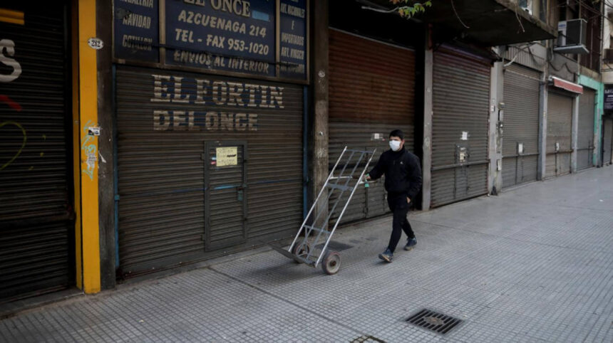 Cuarentena | Tras el desplome histórico de abril, se espera un nuevo freno en la economía en julio