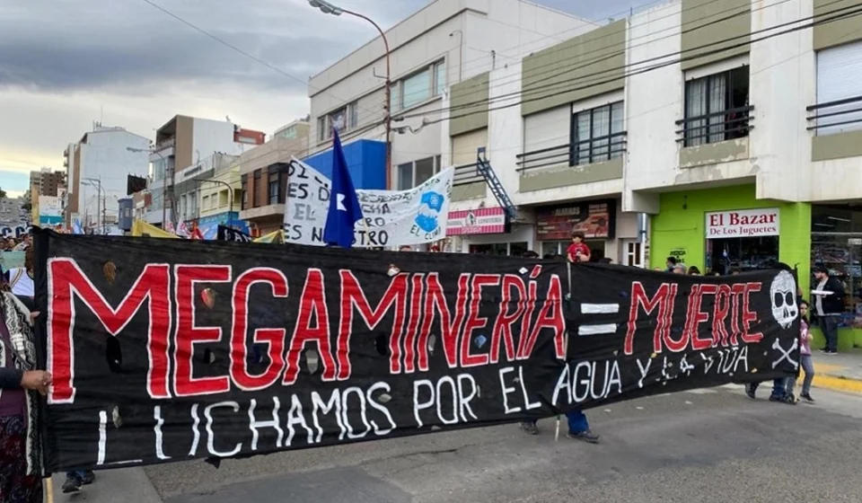 Chubut: escándalo por un audio y un video que mostrarían coimas para impulsar la megaminería