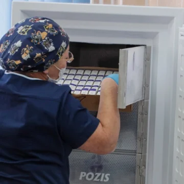 Coronavirus: las primeras dosis de la vacuna rusa llegarían el 23 de diciembre