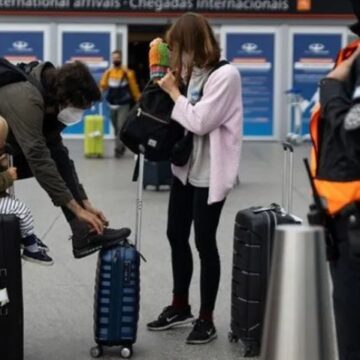 La titular de Migraciones explicó la medida que podría eliminar el cupo de ingreso de viajeros al país
