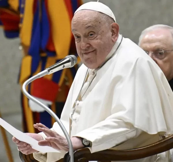 Preocupación por la salud del papa Francisco: padece una infección respiratoria
