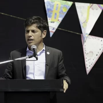Kicillof anunció la suspensión de las PASO y el desdoblamiento de las elecciones bonaerenses