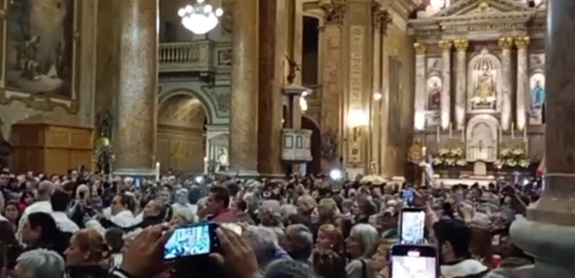 Misas en todo el país en homenaje al Papa Francisco