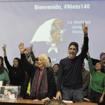 Las Abuelas encontraron al Nieto 140: «La verdad vuelve a imponerse al olvido y florece la identidad»