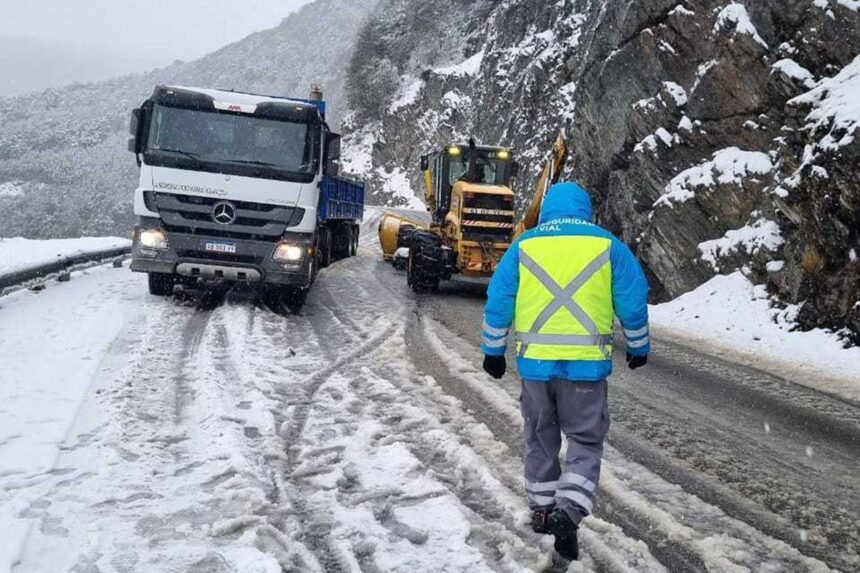 Otro despiadado golpe al Estado: el gobierno disolvió Vialidad Nacional