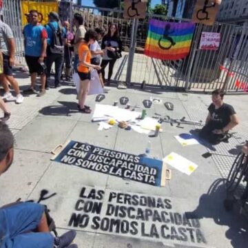Tras el veto de Milei, convocan a un paro y jornada federal por la emergencia en discapacidad