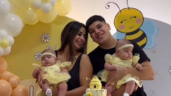 El emotivo mensaje de las gemelas de Thiago Medina y Daniela Celis tras el grave accidente: “Vos podés papá”