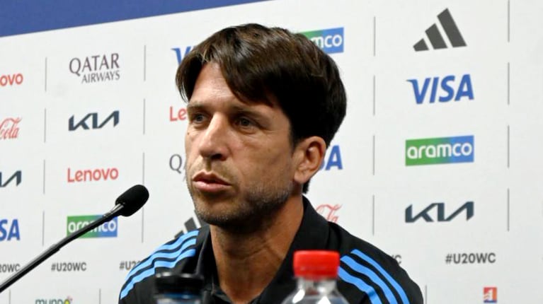 imagen-254 Diego Placente agradece a sus jugadores en la previa de la final del Mundial Sub 20