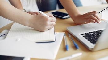 imagen-420 La Inteligencia Artificial transforma el panorama laboral en Latinoamérica: Liderazgo de México, estancamiento en Argentina y crecimiento en Perú