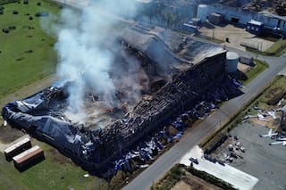 Expertos indagan sobre la explosión en Ezeiza