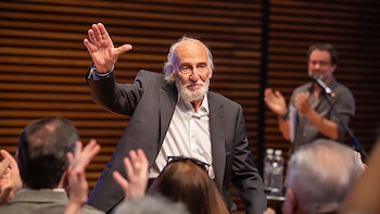 imagen-178 Adiós a Héctor Alterio: un legado artístico inolvidable marcado por el exilio