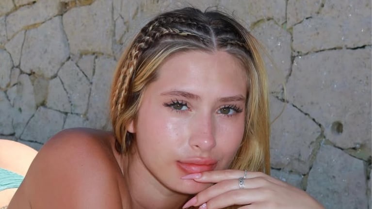 imagen-203 Las microbikinis celestes se convierten en la tendencia del verano argentino