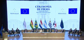 La sorprendente reacción de Milei durante el reconocimiento a Lula en la firma del acuerdo Mercosur-Unión Europea