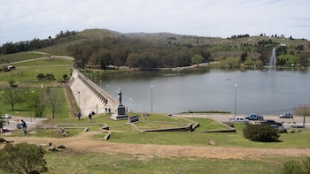 Tragedia en Tandil: joven ahogado tras nadar en un lago prohibido