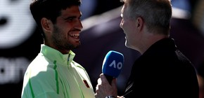 Carlos Alcaraz deslumbra en el Abierto de Australia tras vencer a Tommy Paul