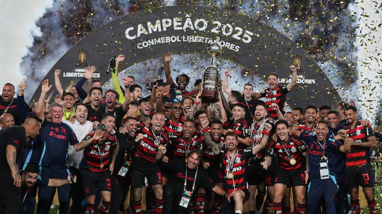 imagen-411 Flamengo establece un nuevo récord en el fútbol sudamericano con una contratación de 42 millones de euros