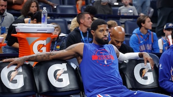 Paul George, estrella de la NBA, recibe una suspensión de 25 partidos por violación a la política antidrogas