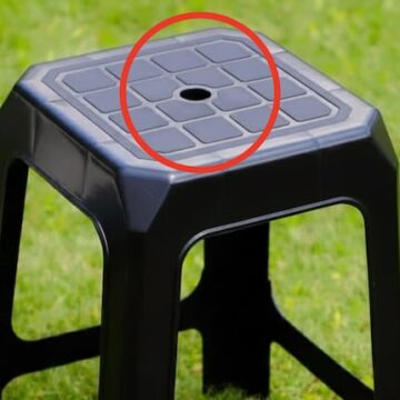 Funcionalidad del Agujero en las Banquetas de Plástico