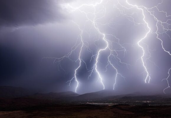 Alerta amarilla por tormentas en diez provincias para hoy 5 de febrero