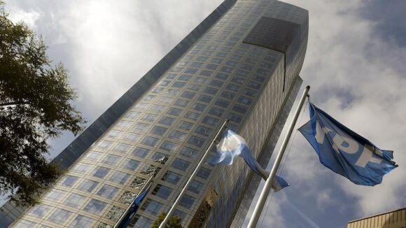 Apoyo de EE.UU. a Argentina en el juicio por YPF y solicitud de suspensión del proceso de discovery