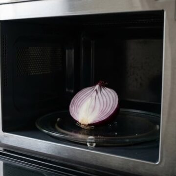 imagen-292 Beneficios de colocar media cebolla en el microondas apagado