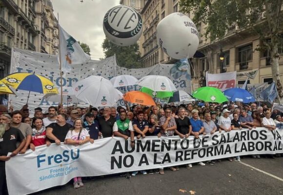 Impacto legal para el Gobierno: un juez detiene el traspaso de la Justicia laboral a la Ciudad de Buenos Aires