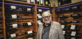 Fallece Michel Rolland, pionero de la revolución del Malbec argentino