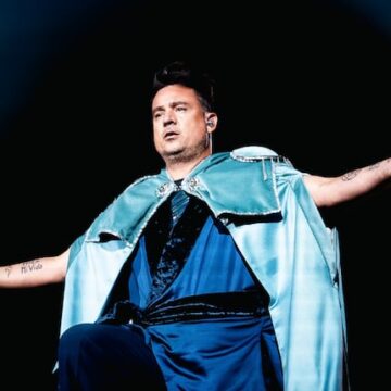 Tan Biónica deslumbró en Vélez con «El Regreso» y Andrés Calamaro como estrella invitada