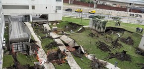 El espectacular colapso en Parque Patricios fue captado por una cámara de seguridad