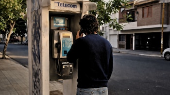 Costumbres en extinción: telefónos públicos, disquetes y videoclubes en la era digital