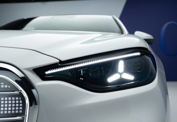 Lanzamiento del nuevo Mercedes-Benz Clase C eléctrico: 500 CV y autonomía de hasta 762 km