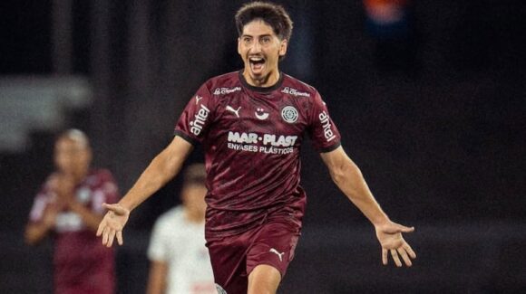 Un Gol Inolvidable Captura la Atención en el Fútbol Uruguayo