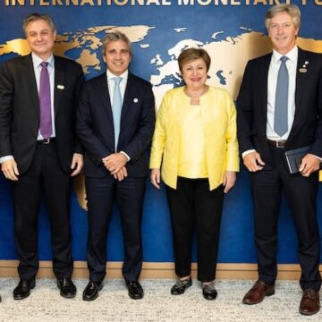 El Gobierno argentino realiza transacción con EE.UU. para saldar deuda con el FMI