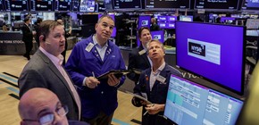 Optimismo en los Mercados: Bonos Argentinos Repuntan y Riesgo País Desciende Casi un 8%