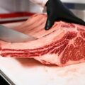 Aumento del precio de la carne modifica hábitos de consumo en Argentina