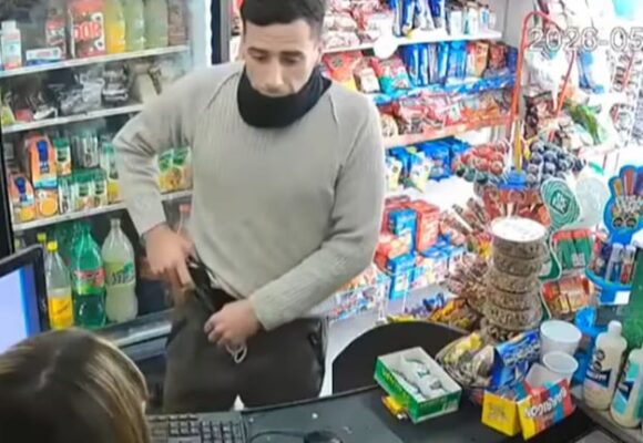 Un asalto a un kiosco en Lanús genera controversia: el atacante es señalado como policía