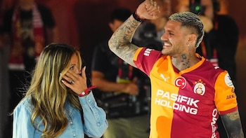 imagen-223 Las emotivas reacciones de la China Suárez en la fiesta del Galatasaray campeón