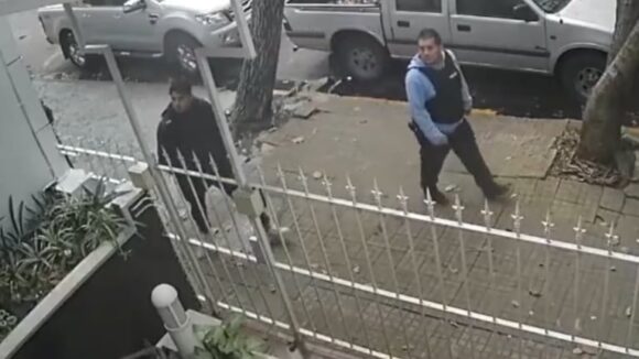 imagen-336 Falsos policías engañan a vecinos en La Plata para cometer robos