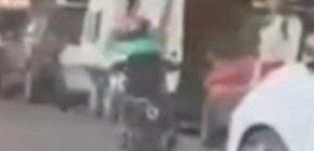 imagen-377 Un niño grabado conduciendo una moto en Santa Fe realiza maniobras peligrosas