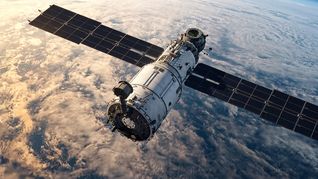 Irán refuerza su capacidad militar con un satélite chino, generando preocupaciones en EE. UU.