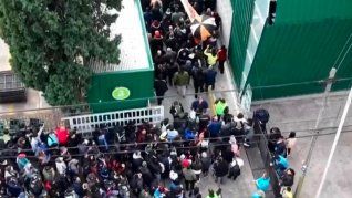 imagen-102 La despedida al Indio Solari atrae a una multitud hasta Puente Pueyrredón