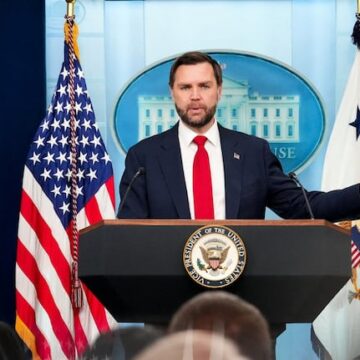 El vicepresidente de EE.UU. discutirá acuerdo con Irán en Suiza amid growing tensions