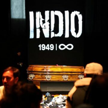 Velorio del Indio Solari: Imágenes del homenaje en el polideportivo Gatica
