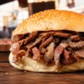 Cómo preparar el pani ca meusa, el auténtico sándwich siciliano de la Edad Media